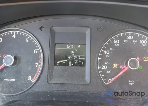 2014 Volkswagen Jetta 2.0L S z USA, uszkodzony, nr VIN 3VW2K7AJ0EM431569